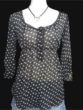 Kirra Black Semi-Sheer Printed Long Sleeve Peasant Top bows
